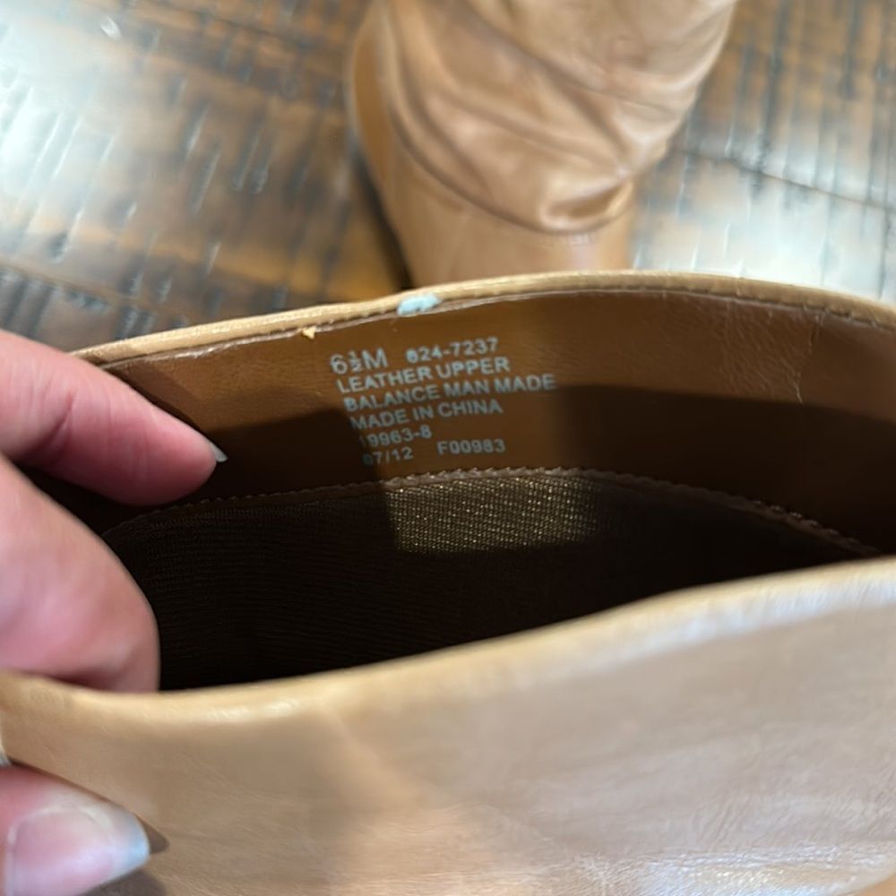 Camel tan slouch leather boots 6.5 festival - Picture 7 of 9